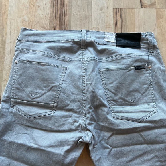 Hudson - Byron (Straight) 32 - Picture 7 of 8